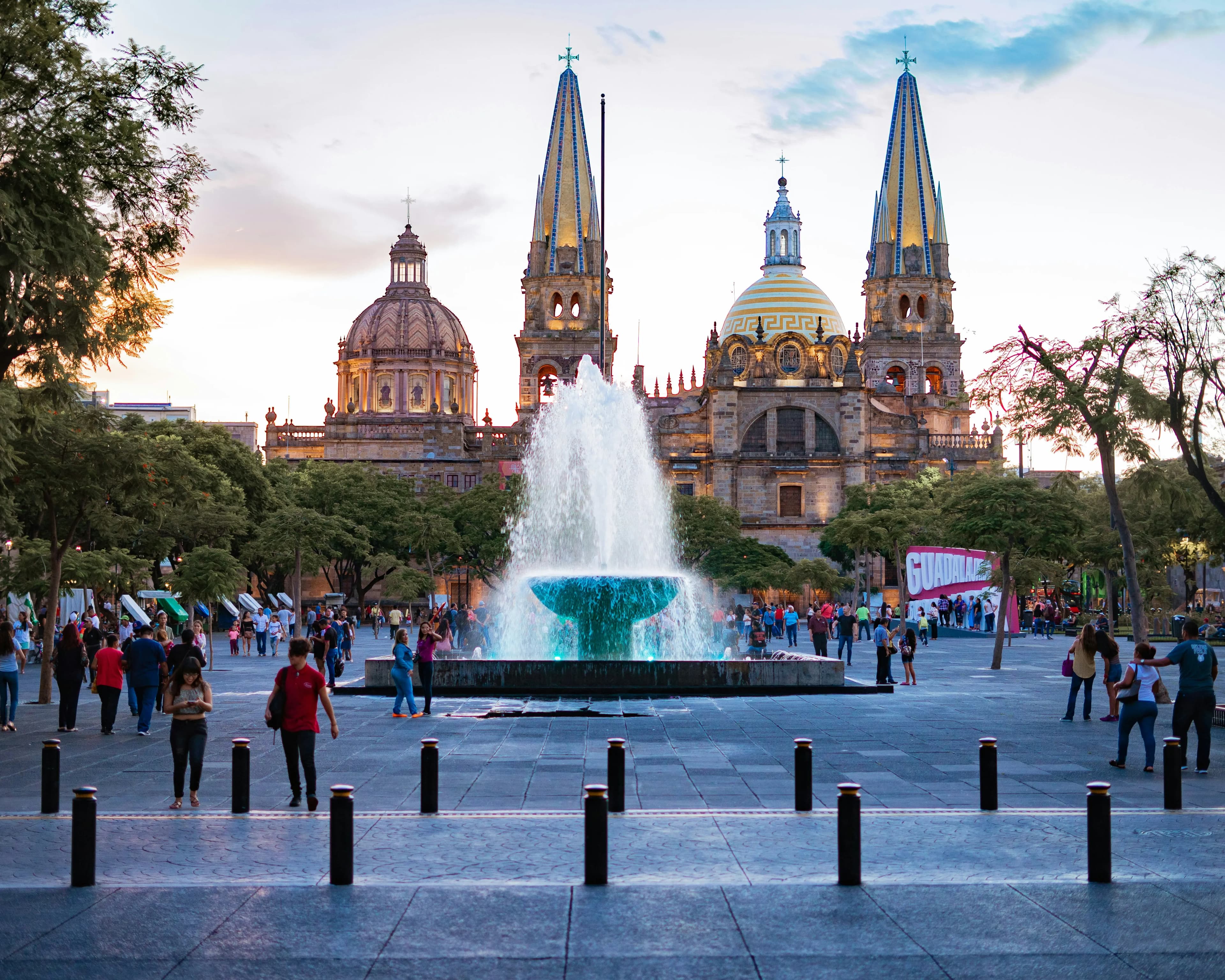 World Cup 2026 Guadalajara Fan Guide: Estadio Akron, Fan Bars & Trip Planning